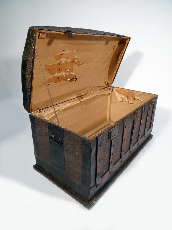 baul madera metal 58x103x52 (48eu.) 1u